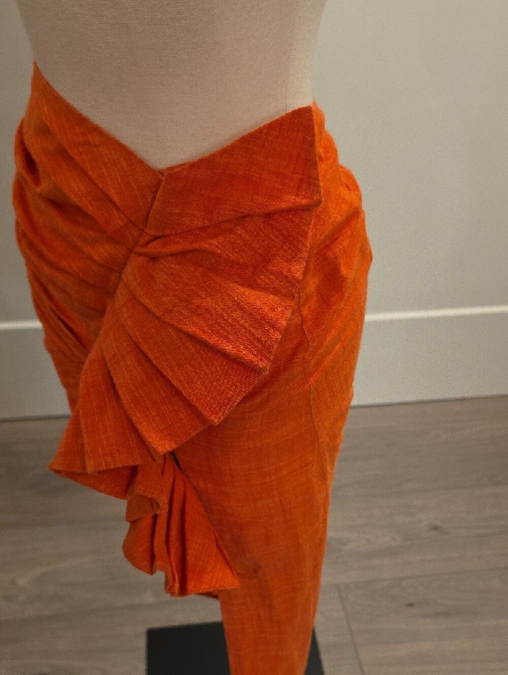 Just Bee Queen Ruched Asymmetric High-Low Skirt in Orange size XS like new - Picture 4 of 8